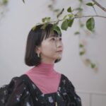 Natsume Mito Instagram - 第16回沖縄国際映画祭🌺 「 #お屋敷の神様 」舞台挨拶に登壇しました！ 観に来てくださった皆様ありがとうございました☺️🌺 私も初めて出来上がった映像を観させてもらいました！ 西伊豆の景色や出てくる人物全てが愛おしかったです。 私が演じたハナちゃんの言葉に、私自身改めてパワーをもらった気がします。 そして、クラウドファンディングでご協力頂いた方々も本当にありがとうございました！🌷 おかげで有難い環境で撮影する事が出来ました。 たくさんの方に感謝でいっぱいの作品です！ 明日も沖縄国際映画祭楽しみます！ レッドカーペット姿勢よく歩くぞい . stylist @kayo_fujiwara . #沖縄国際映画祭 #第16回沖縄国際映画祭 #島ぜんぶでおーきな祭 #きむちゃんのまねーじゃーふぉと #mito_natsume
