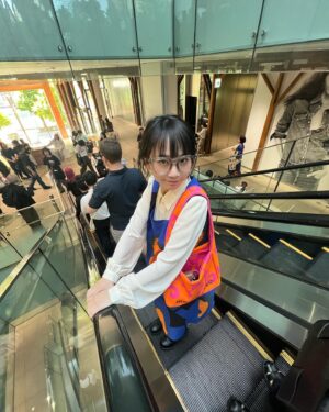 Natsume Mito Instagram - Marimekkoのパブリック ファッションショー を観てきました🩷
ハッピーだった〜💐
m!a!r!i!m!e!k!k!o!🎸🎵

#marimekko #marimekkoday #unikko #unikko60years #tokyo #marimekkojapan
#PR

@marimekko 
@marimekkojapan
