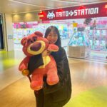 Natsumi Okamoto Instagram - 300えんでとった！！！！ かぞく👪悪さしませんよーに 3枚目の私の歯しまえてないね