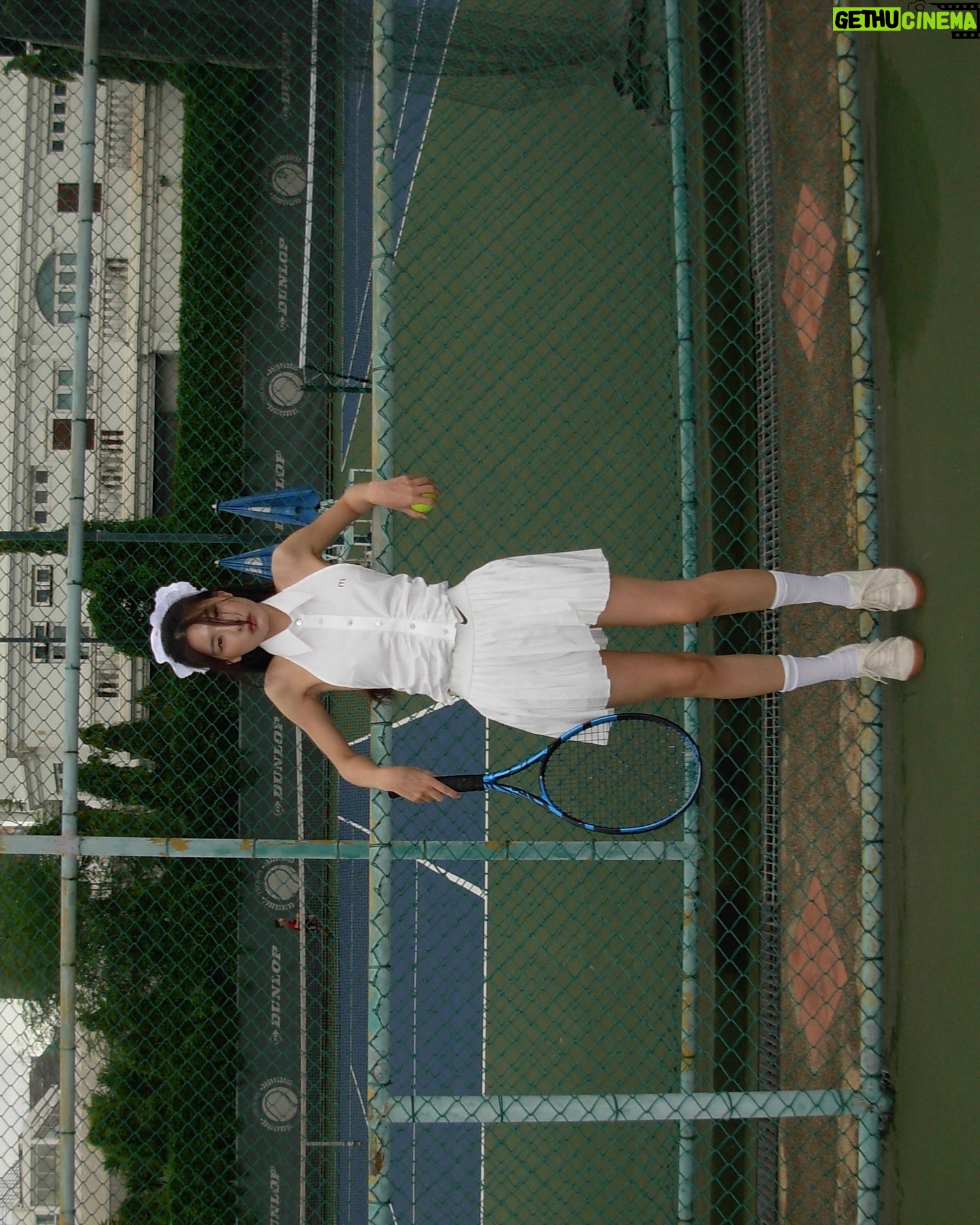 Nattamon Chokejindachai Instagram - มาค่ะพี่จะสอน ออกกำลังกายเชิง costume เค้าทำกันแบบนี้ค่าา🎾🎀⛑️😼👟💫