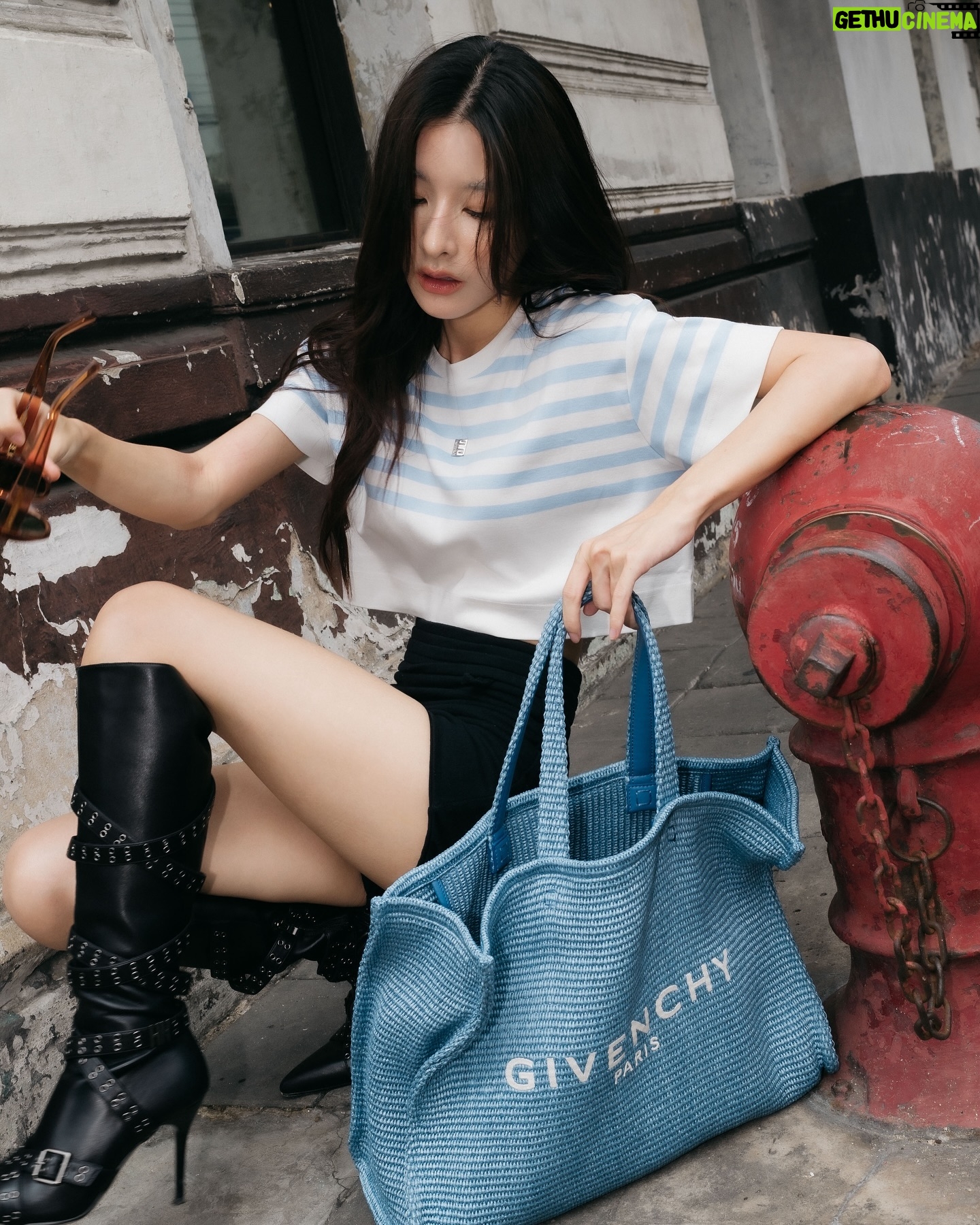 Nattamon Chokejindachai Instagram - @givenchy #GivenchyPlage 🩻 are you down to be, a distraction baby?