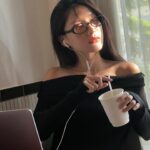 Nattamon Chokejindachai Instagram - More of me, cause why not? 🐈‍⬛🎧