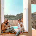 Nattasha Nauljam Instagram - ❤️ พาลูกลูกมานอนดูดาวที่ @thex10privatepoolvillakhaoyai 🌠🏔🛖พูลวิลล่า ขนาดใหญ่ นอนดูดาว เล่นน้ำ กลางหุบเขา ป่าล้อมรอบ บรรยากาศดีมาก เหมาะกับครอบครัว คู่รัก โรแมนติกมากจ้า ✨มีกล้องดูดาว ✨สั่งงานด้วยคำสั่ง smart home ล้ำไปอีก ✨อ่างอาบน้ำขนาดใหญ่ ✨สตาบัคที่แรกที่เดียวในเขาใหญ่