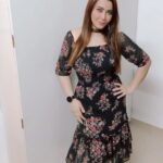 Nausheen Ali Sardar Instagram – #posyposy #blackdress #floraldress #lovefordresses #bohostyle #bohemian #keepitsimple