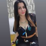 Nausheen Ali Sardar Instagram –