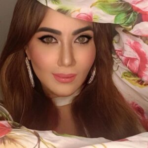 Nausheen Ali Sardar Instagram - My post somehow got deleted...so reposting🤦🏻‍♀️#ringaringaroses
#prebirthday #birthday week #junebaby #june #photoshopped #makeup #vintage #floral #roses #valentines #valentineoutfit #vintagelook #churches #angelic #wings #bloom  #floraldress #digitalart