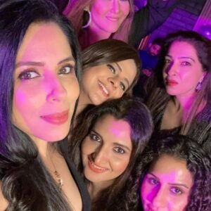 Nausheen Ali Sardar Instagram - #meandmygirls #mytribe #aboutlastnight #victoriassecret #event @toyroommumbai_