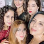 Nausheen Ali Sardar Instagram - #meandmygirls #mytribe #aboutlastnight #victoriassecret #event @toyroommumbai_
