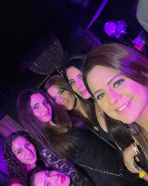 Nausheen Ali Sardar Instagram - #meandmygirls #mytribe #aboutlastnight #victoriassecret #event @toyroommumbai_