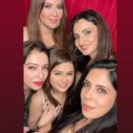 Nausheen Ali Sardar Instagram - #meandmygirls #mytribe #aboutlastnight #victoriassecret #event @toyroommumbai_