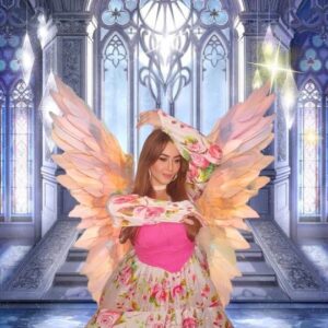 Nausheen Ali Sardar Instagram - My post somehow got deleted...so reposting🤦🏻‍♀️#ringaringaroses
#prebirthday #birthday week #junebaby #june #photoshopped #makeup #vintage #floral #roses #valentines #valentineoutfit #vintagelook #churches #angelic #wings #bloom  #floraldress #digitalart