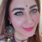 Nausheen Ali Sardar Instagram - Ramblings of A Romantic Soul .... #Happysunday