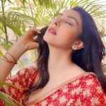 Navneet Kaur Dhillon Instagram – आँखों की गहराई में छुपी है कहानियाँ, हर नज़र एक क़िस्सा, हर ज़ुबान अनकही। ❤️
.
.
.
.
.
.
.
#Eyes #Shayari #Stories #Dreams #Untold #Gaze #Dreamworld #Depth #Love #Feelings #Heart #Beautiful #Life
