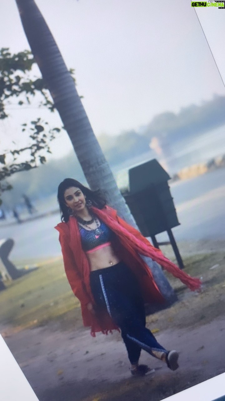 Navneet Kaur Dhillon Instagram - Keep Going! 💃🏻 . . . . . . . #heart #beauty #happiness #fittness #music #trendy #fashion #flowers