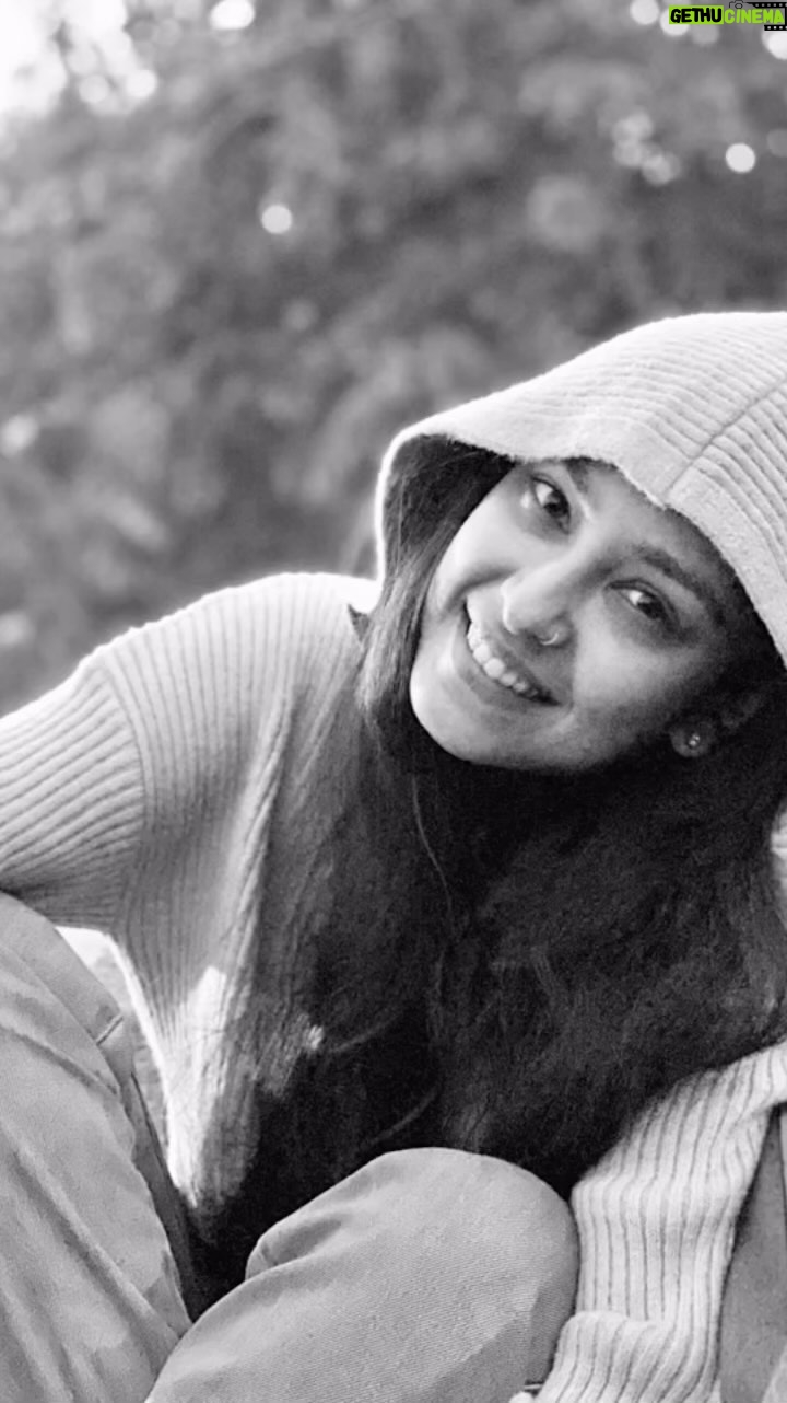Navneet Kaur Dhillon Instagram - Be YOU! Beautifully, Confidently & Proudly. ⭐️ . . . . . . . . . #love #selfcare #happiness #selflove #universe #photography #qoutes #red #sherrydhillon