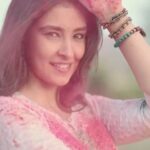 Navneet Kaur Dhillon Instagram - Let joy splash in every hue this Holi! 🌈 May the colors of happiness paint your life with love, laughter, and endless moments of joy.❤️ . #HappyHoli #ColorfulCelebration . Thank you @cinestyleindia & @makeupby_kirron , my super girl.