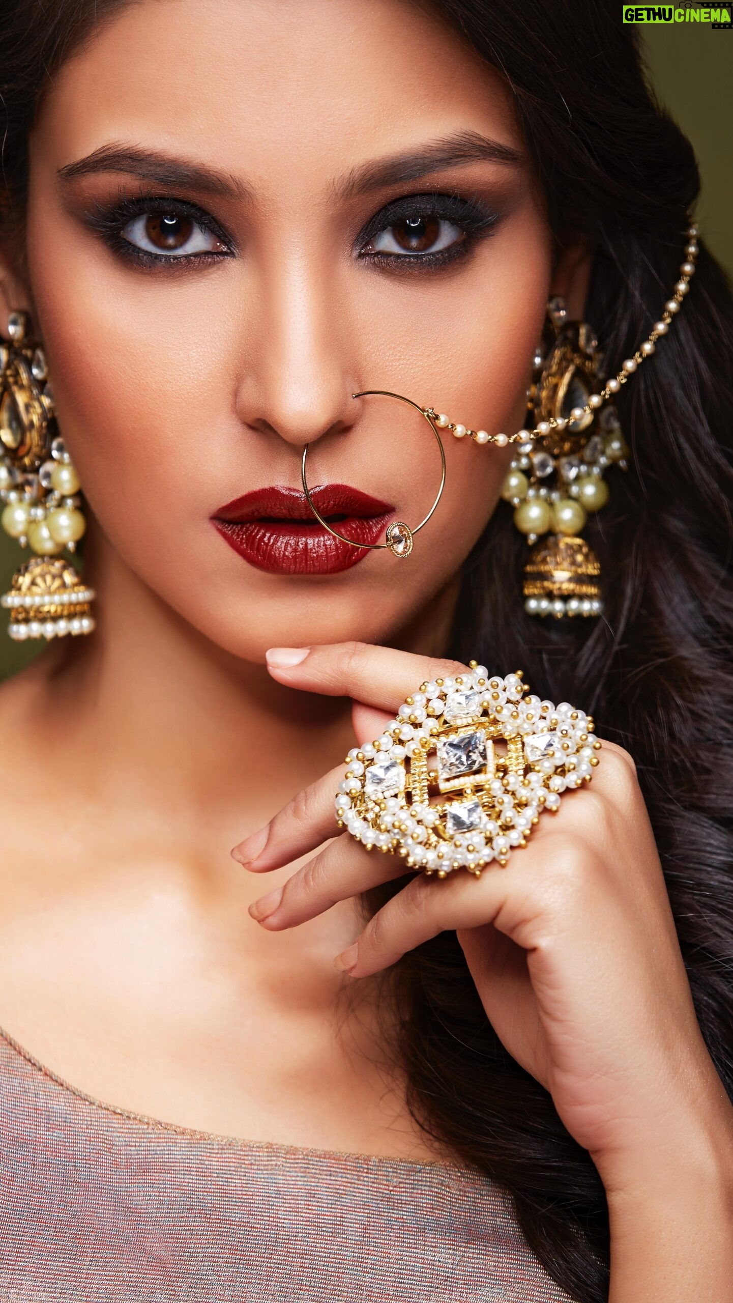 Navneet Kaur Dhillon Instagram - PAHADO KI FITRAT KA INSAN HOON MAIN KAHA TAK RAKHOGE JHUKANE KI KHWAHISH š« . . . . . . . . #Beauty #Grace #Elegance #Glamour #InnerBeauty #BeautyTips #Graceful #BeautyInSimplicity #NaturalBeauty #Elegant #Classy #Poise #TimelessBeauty #Radiant #Chic
