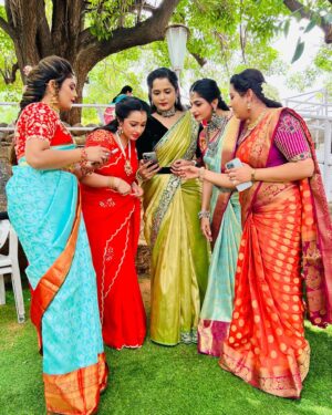 Navya Rao Instagram - Swipe for the last one 😜 

Varalakshmi vratham don miss to watch today at 6pm only on @starmaa

Jewellry: @rentingstoli