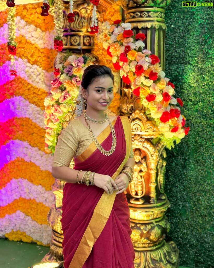 Nayan Rao Images Actress Navya Rao HD Instagram Photos and Wallpapers April 2024 | Gethu ...