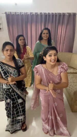 Navya Rao Instagram - Yen antira 😉