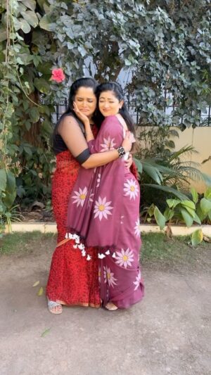 Navya Rao Instagram - U r my ❤️ ra @navya_rao_g 😘
#TrendingReels