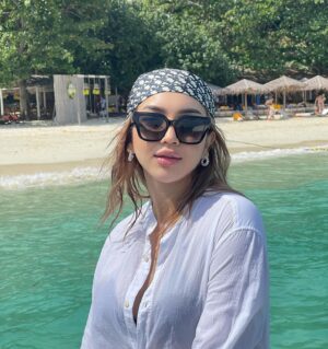 Nay Chi Oo Instagram - Head scarf fashion ✨ #scarf #scarffashion #headscarf #beautybynaychi
