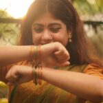 Nayana Elza Instagram - ഭദ്ര…. . . . 📸 @portraits_by_shone Dhawani @byhand.in . . . . . . . . . . #dhawani #tamil #vintage #photoshoot #musturdyellow #instafashion