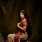 Nayana Elza Instagram - Fashion with a cultural twist✨ . . 📸 @jibinartist @plan.b.actions Styling @merlin_lizbet MUA @ajayanmakeupartist @sibin_hair_stylist Saree @kathirlooms . . . . . . . #saree #sixyards #fashion #elegance #nayanaelza #fashionstyle #styleoftheday