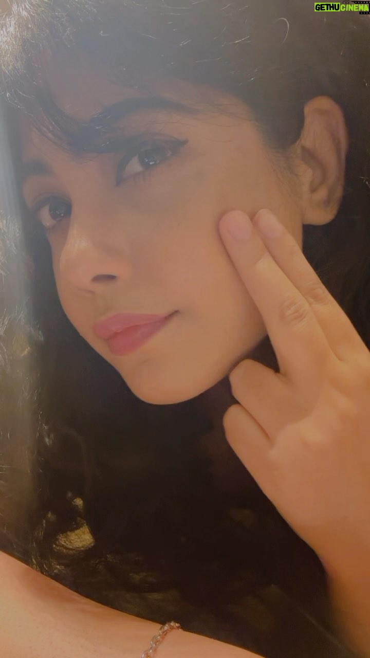 Nayana Elza Instagram - Chinna Motima kuda muthyame le 🤪 . . . . . . . #reels #flaunt #instadaily #loveforpimples