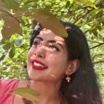 Nayana Elza Instagram - ചിരിയോ ചിരി 😁 . . 📸 @artmowgli . . . . . . . . . . . . . . . . . . . . . . . . . . . . . . . . . . . . . . . #saree #green #instapic #fashion #smile #nayanaelza #picoftheday #instadaily #moment