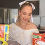 Naydelin Navarrete Instagram - Sabor y nostalgia que permanecen de generación en generación ✨🫰🏻🥣 #EligeCerealesNestlé #publicidad @cerealesnestlemx @nestlemx