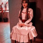 Naydelin Navarrete Instagram – trick or treat? 👻🎃🕯 
Por favor díganme q opinan de la ultima foto?
#happyhalloween #anabelle #pumpkin #family