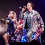 Naydelin Navarrete Instagram - Por mas noches cómo estás! 🤩🎤 Next stop 📍Merida 📍Monterrey 📍Acapulco @2000sxsiempre 📸 @soy_alanhdez