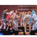 Naydelin Navarrete Instagram – Y arrancamos la gira de @2000sxsiempre !! 
GRACIAS por nuestro primer concierto sold out, lleno de amor, nostalgia y por permitirme volver a ser niña y cantar y corear con todos ustedes las canciones con las que crecimos! 
Nos vemos pronto en tu ciudad! 
➡️Next stop: Queretaro 

#pepsicenter #gira #conciertos #2000sxsiempre #soldout
