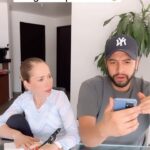 Naydelin Navarrete Instagram - ASI se pide permiso sin pedir permiso 😎 #couple #couplegoals #carneasada #sunday #domingo #pedirpermiso #humor #comedy #comedia #viral #tips