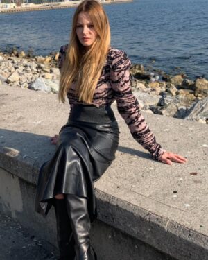 Naz Elmas Instagram - 
