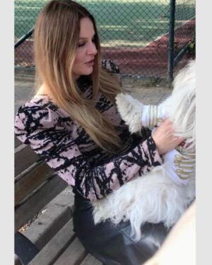 Naz Elmas Instagram - 