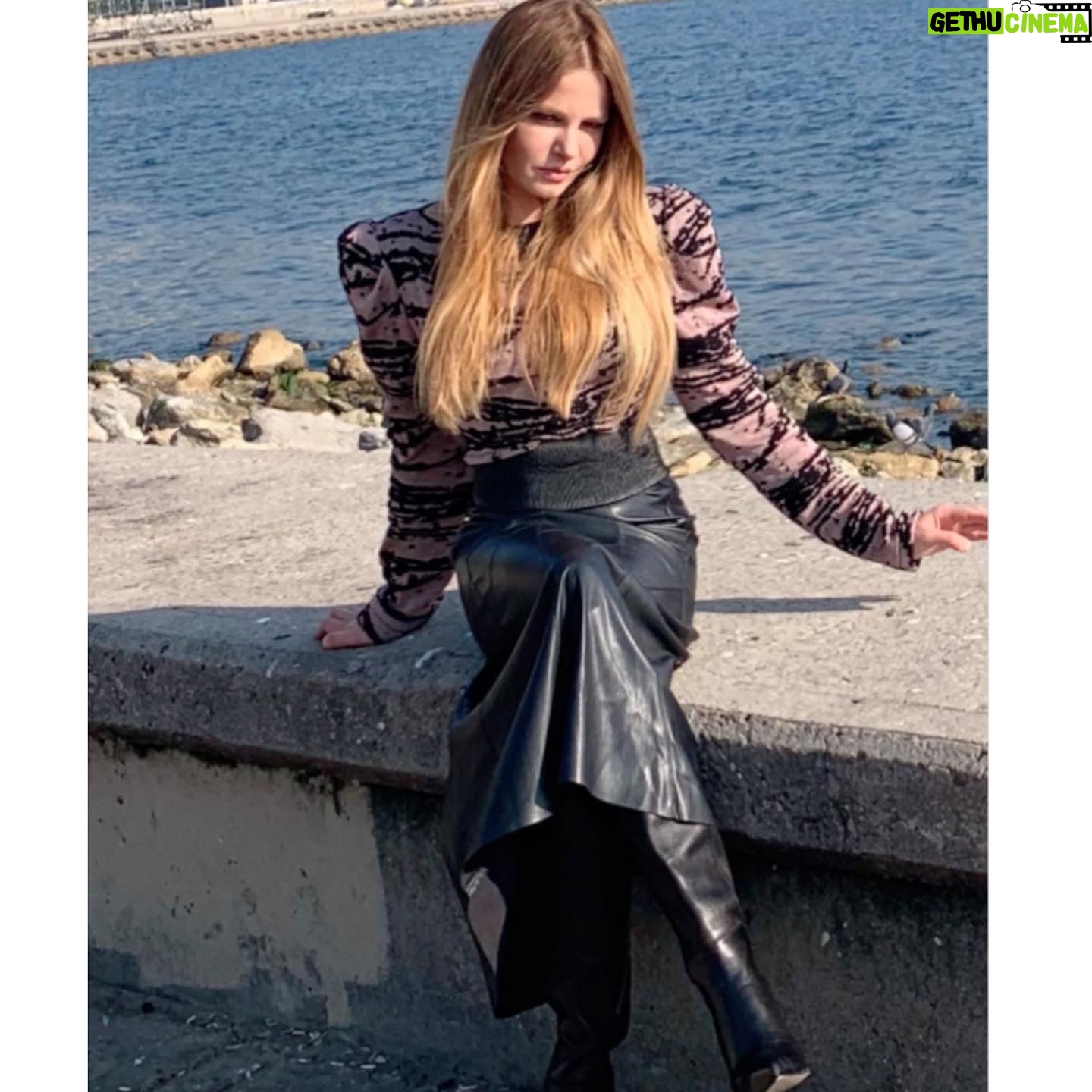 Naz Elmas - 44.3K Likes -