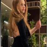 Naz Elmas Instagram -