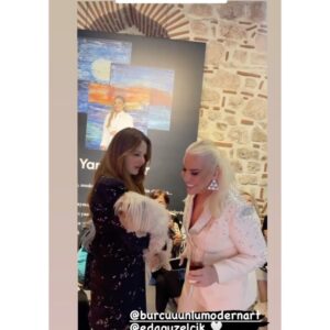 Naz Elmas Instagram - 