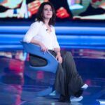 Nazan Kesal Instagram – Lei è una delle protagoniste di #TerraAmara: ora a #Verissimo Nazan Kesal… Sevda 💥