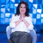 Nazan Kesal Instagram – Lei è una delle protagoniste di #TerraAmara: ora a #Verissimo Nazan Kesal… Sevda 💥