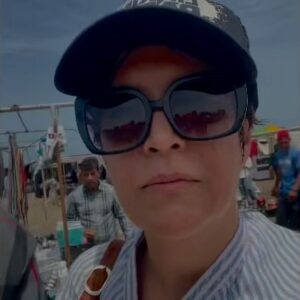 Actress Nazanin Farahani HD Instagram Photos and Wallpapers May 2024