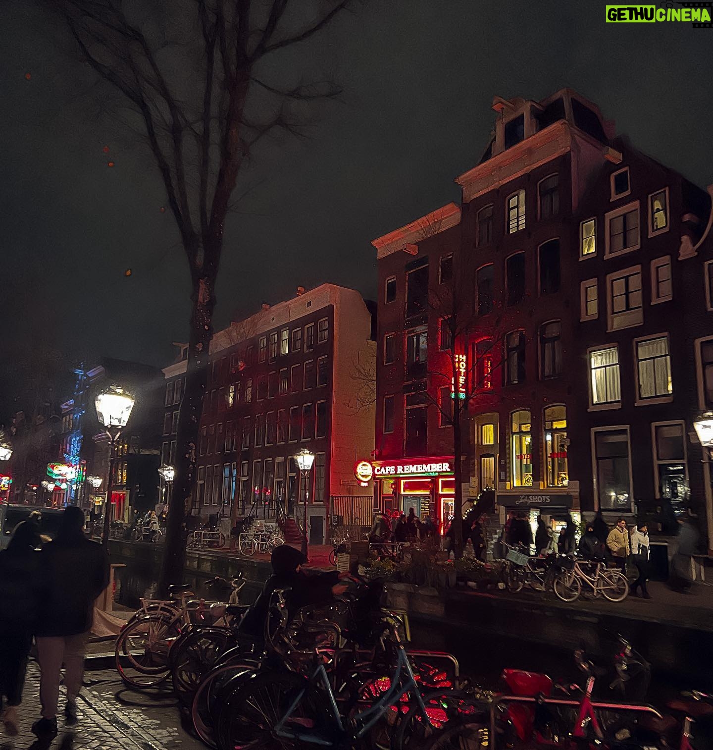 Nazbiike Aidarova Instagram - 💫 Amsterdam 🖤