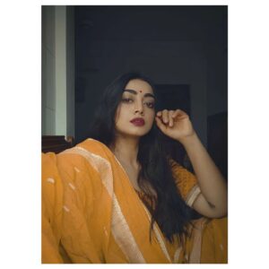 Nazia Haque Orsha Instagram - December er shohore....
