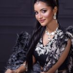 Nazifa Tushi Instagram – “Let your uniqueness shine and illuminate the world. ✨🖤
.
.
.
.
Wearing @festivibe.official 
@zahidkhanbridalmakeover 
📸 @mh_bipu
