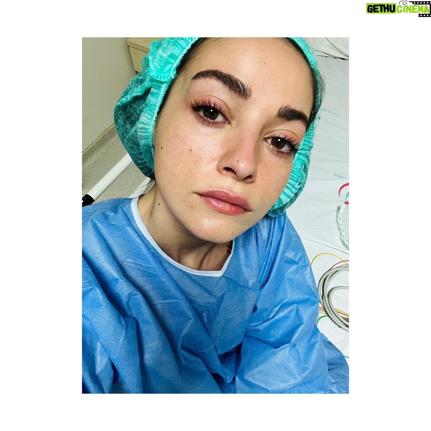 Nazlı Pınar Kaya - 11.2K Likes - 4.Sezon Gönül Dağı sezon finali postu gelmiştir🪧🤟🏻