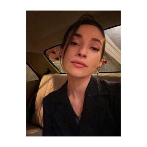 Nazlı Pınar Kaya Instagram - 4.Sezon Gönül Dağı sezon finali postu gelmiştir🪧🤟🏻