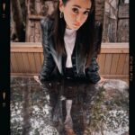 Nazlı Pınar Kaya Instagram - Anlat.🪞