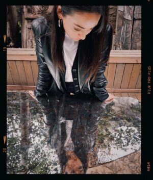 Nazlı Pınar Kaya Instagram - Anlat.🪞